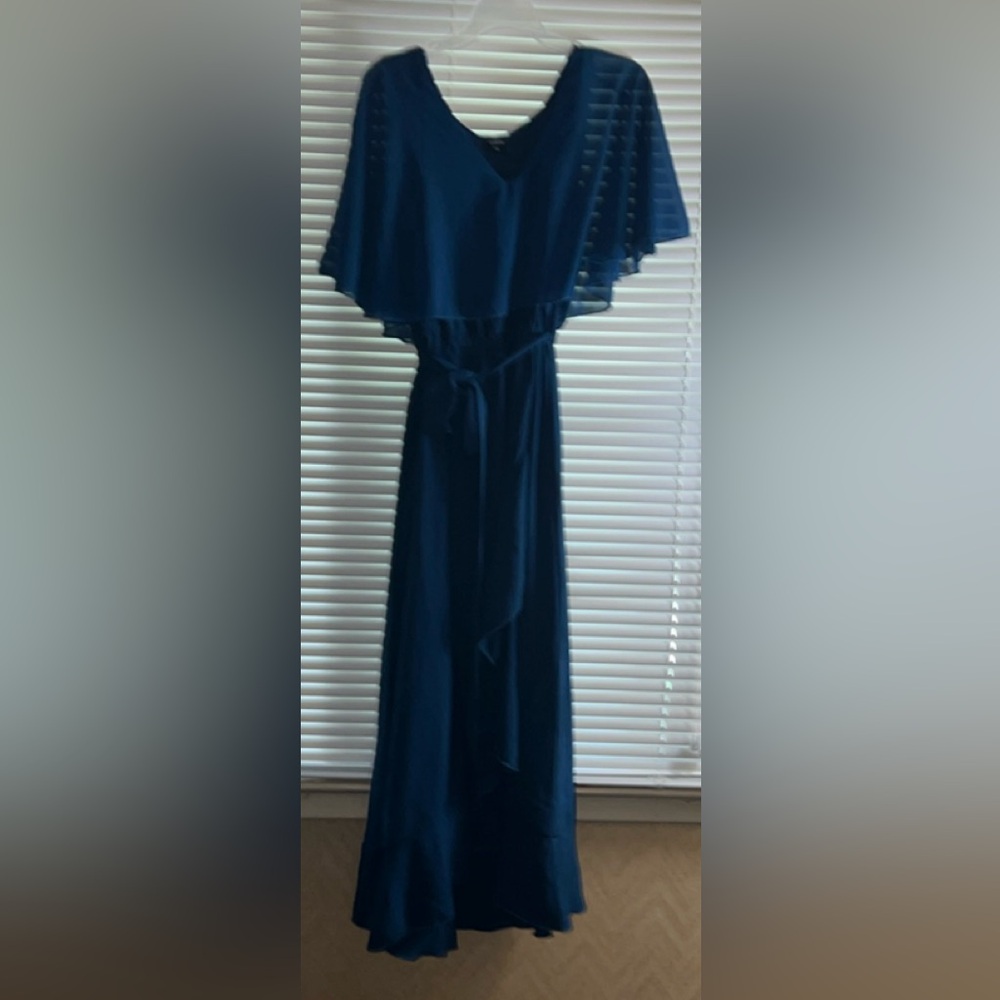 Womens Wedding Guest Midi Dress Flutter Sleeve V Neck Dress. Size 4XL.